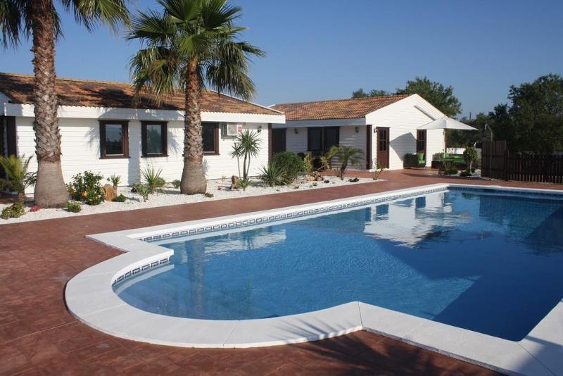 Villas del Alba