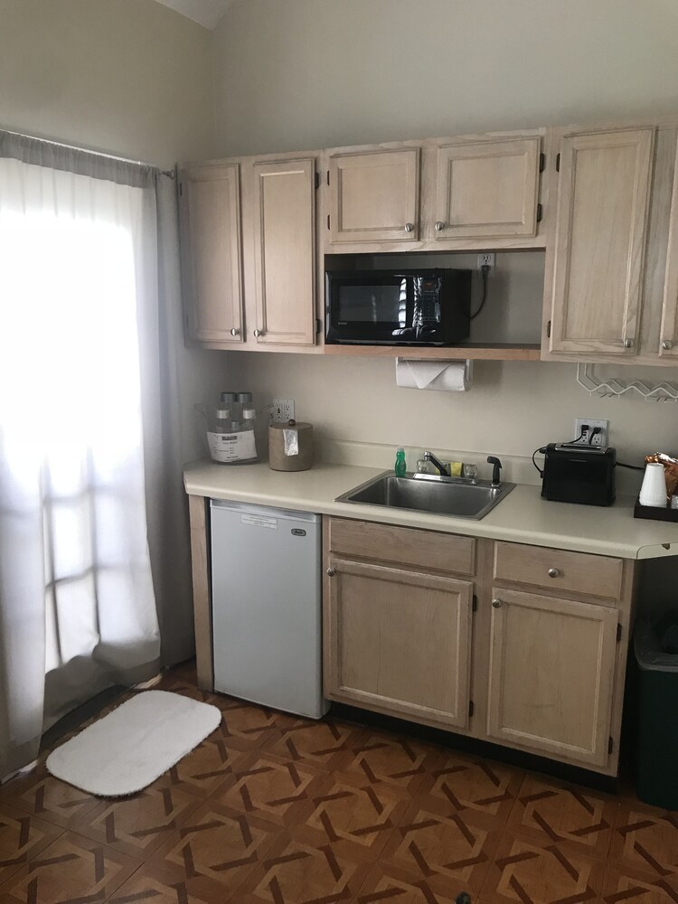 New Orleans House Gay Men Adult Resort - photo 35