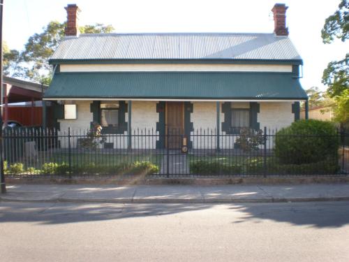 The Palms - carbon neutral hotel in Gawler