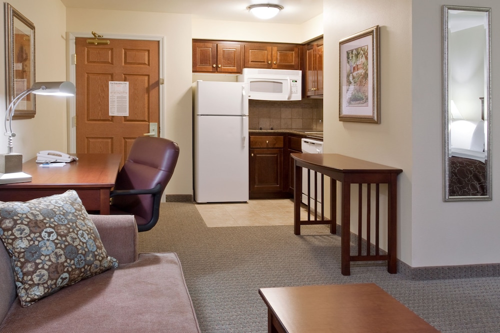 Staybridge Suites Akron Stow Cuyahoga Falls by IHG - photo 6