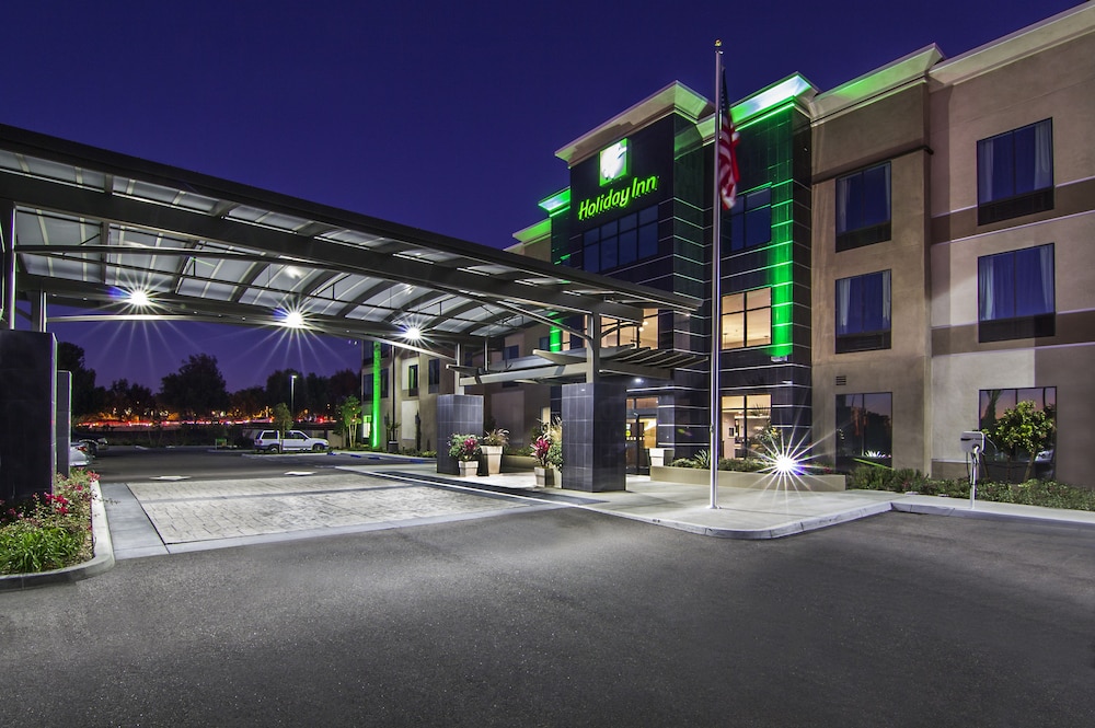 Holiday Inn Carlsbad by IHG - photo 88
