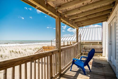 Divine Intervention by Oak Island Accommodations - photo 39