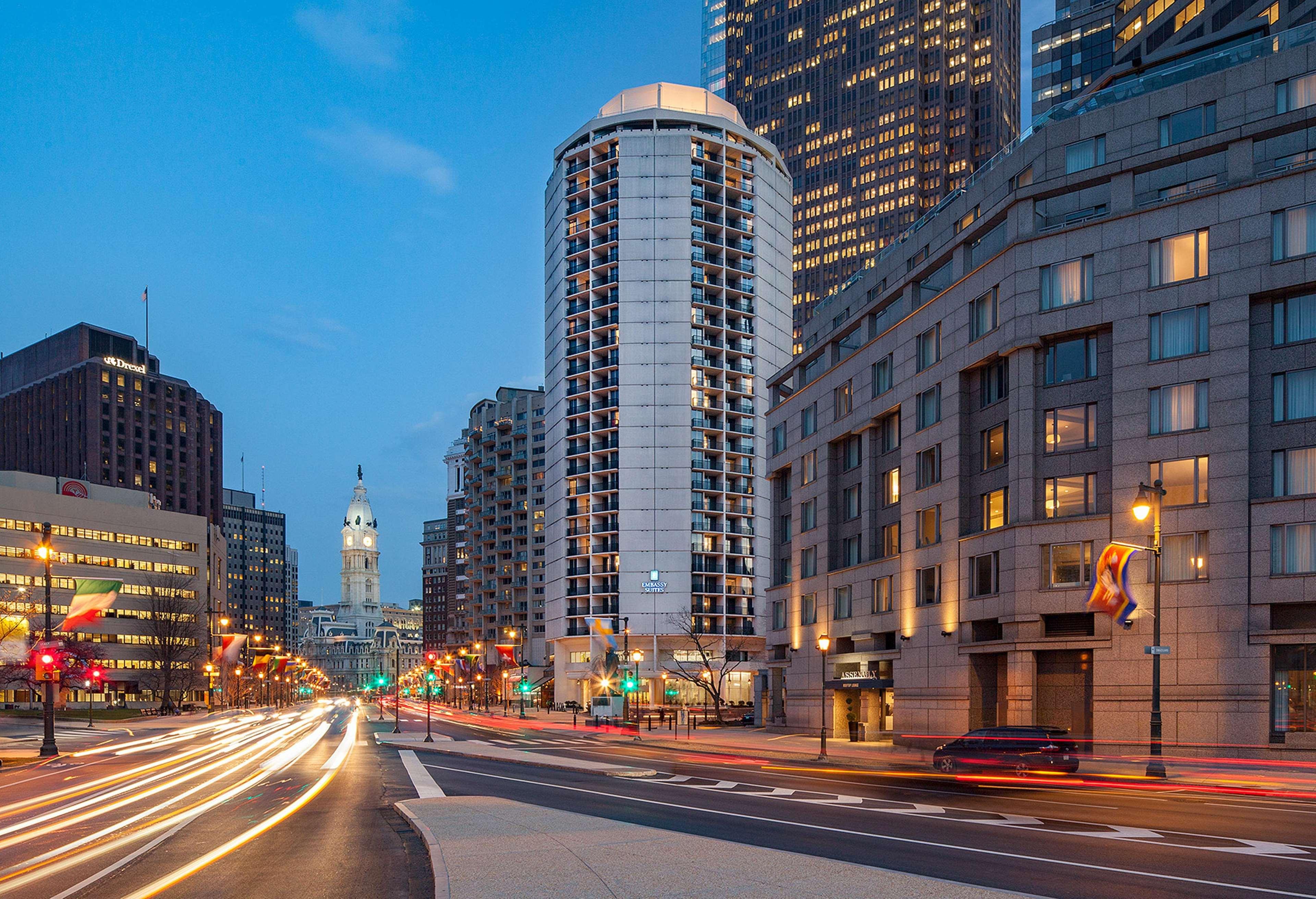 Embassy Suites Philadelphia Center City - photo 22