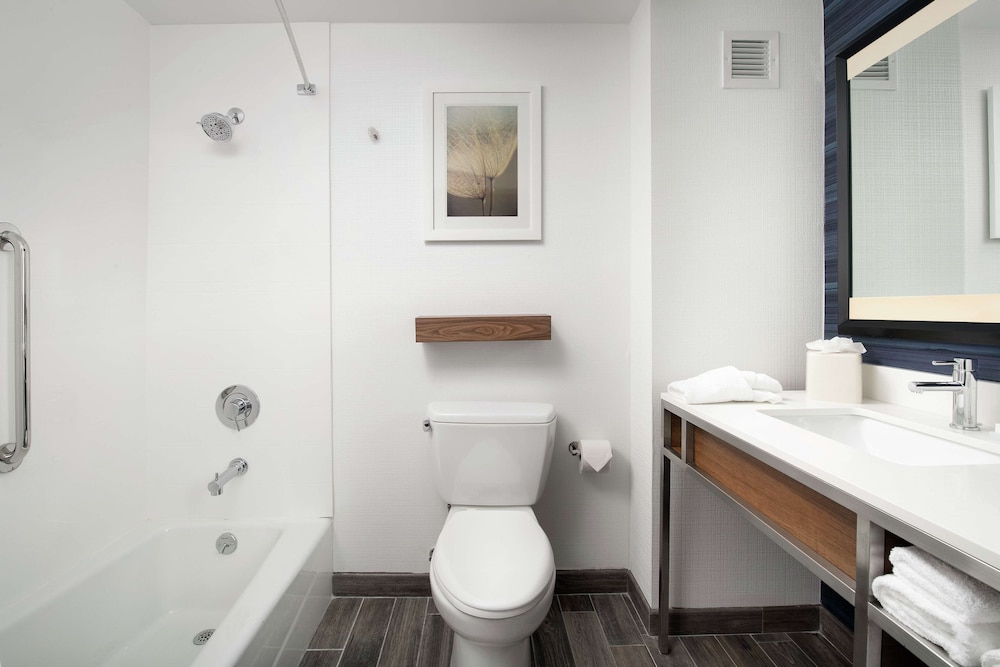 Hilton Garden Inn Westchester Dobbs Ferry NY - photo 18