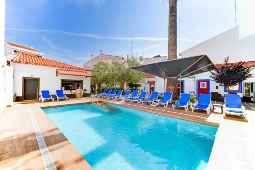 Luxury Palm Suites — 4-Star Luxury Hotel in Reguengos De Monsaraz, Portugal
