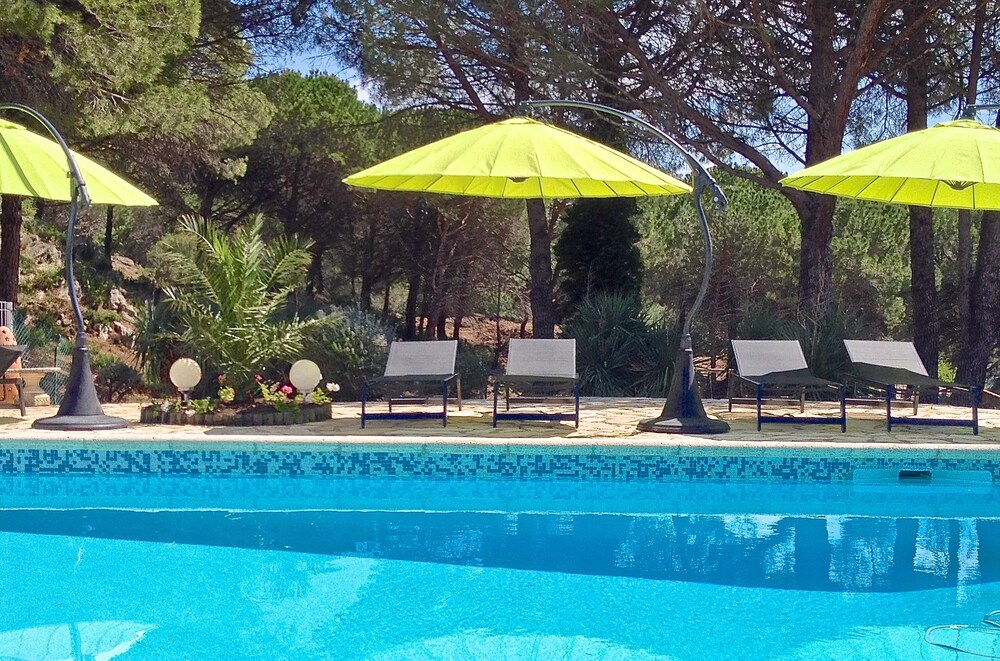 Auberge Val Moureze HOtel & Spa in Millau, France