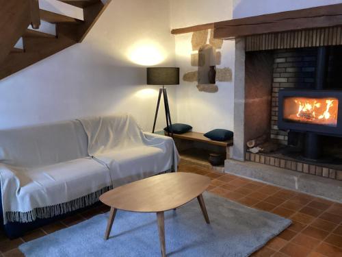 La Maisonnette Des Champs — hotel in Pierre-Buffiere