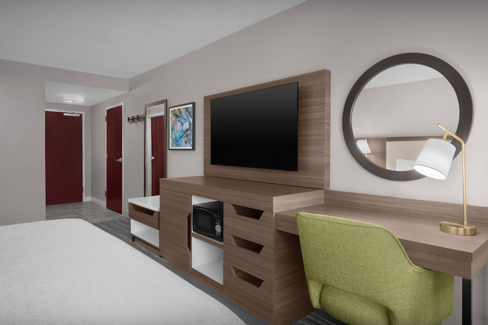Hampton Inn Ithaca - photo 19