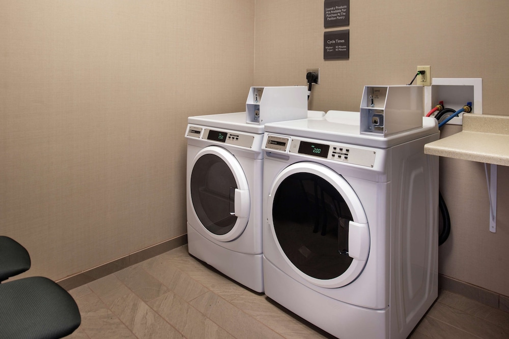 Hilton Garden Inn Bristol - photo 41