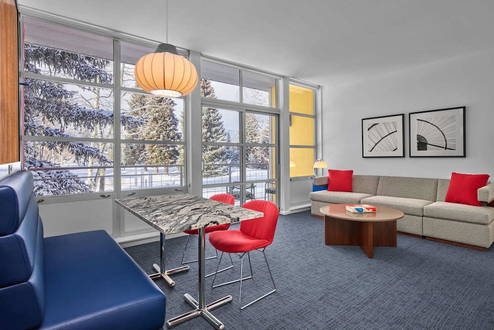 Aspen Meadows Resort - photo 5