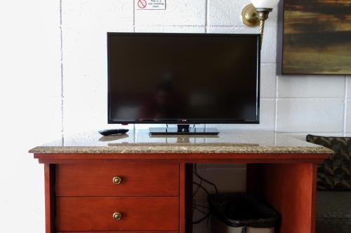 Cabana Inn - photo 4