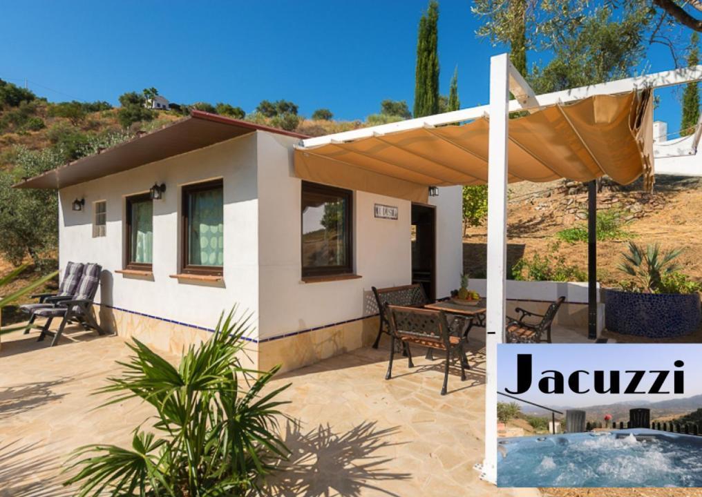 Rural cottage VINCENT van Gogh with spectacular pool & OPTIONAL private 6 guests jacuzzi — 4-Star Luxury Hotel in Tolox, Spain