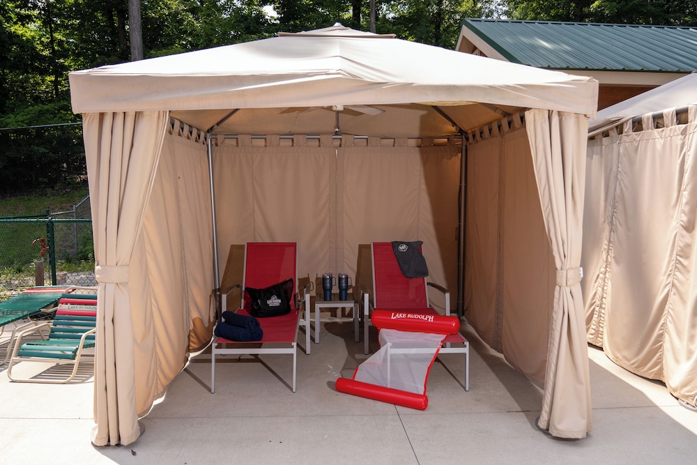 Lake Rudolph Campground & RV Resort - photo 9