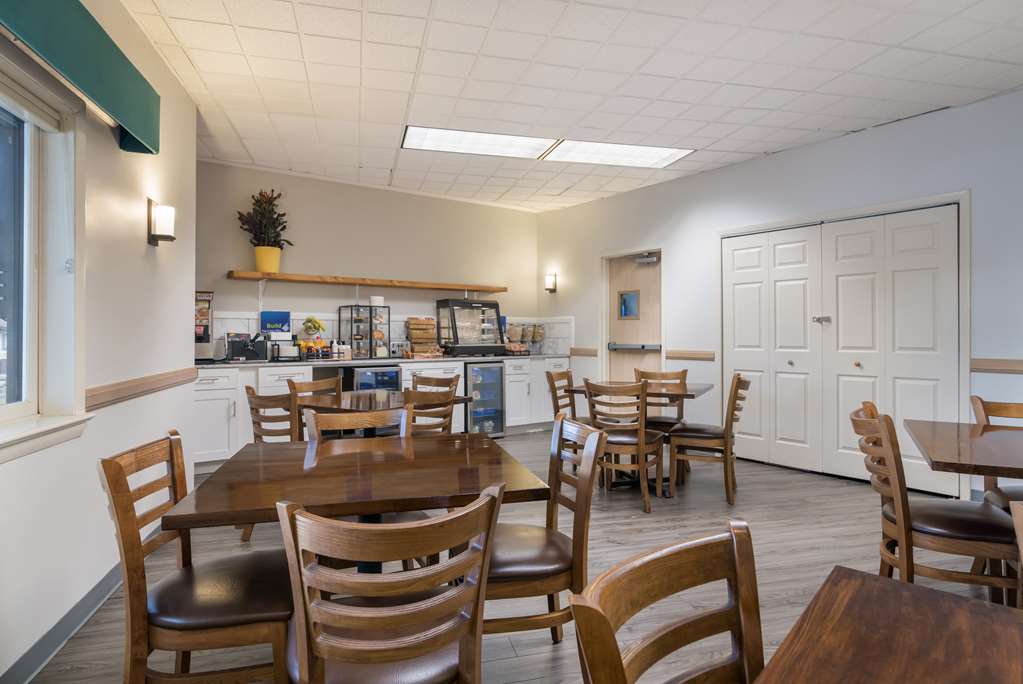 Best Western Saranac Lake - photo 33