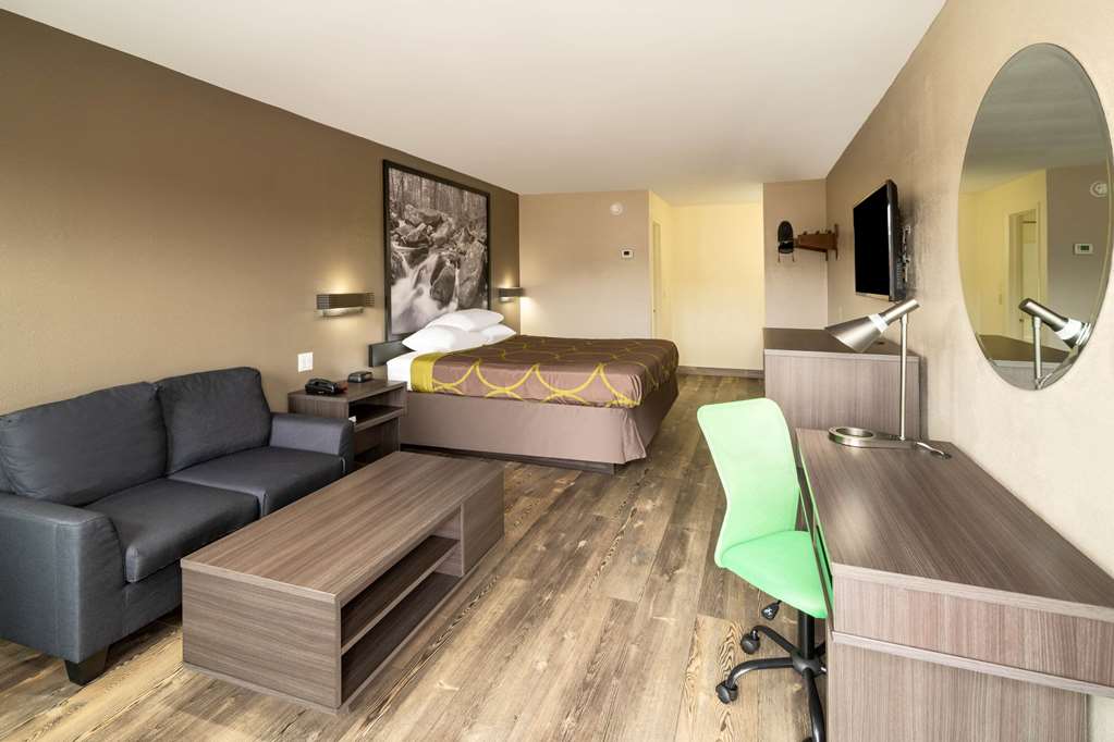 Super 8 by Wyndham Cleveland - photo 11
