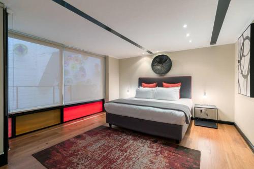 Playful Manhattan Style Loft in Downtown Cape Town