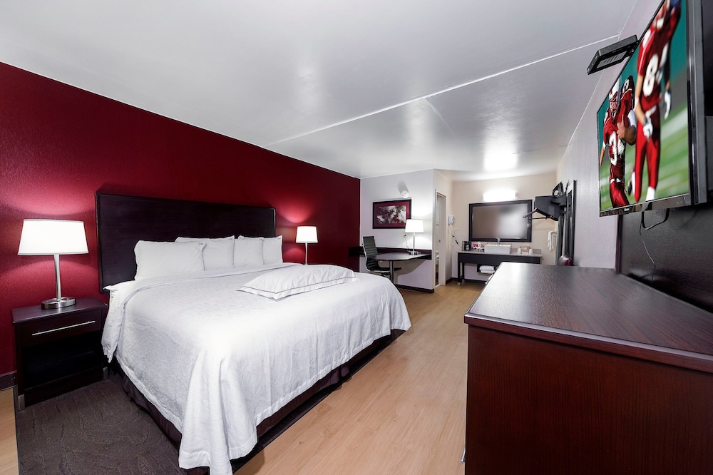 Red Roof Inn PLUS Huntsville Madison - photo 16