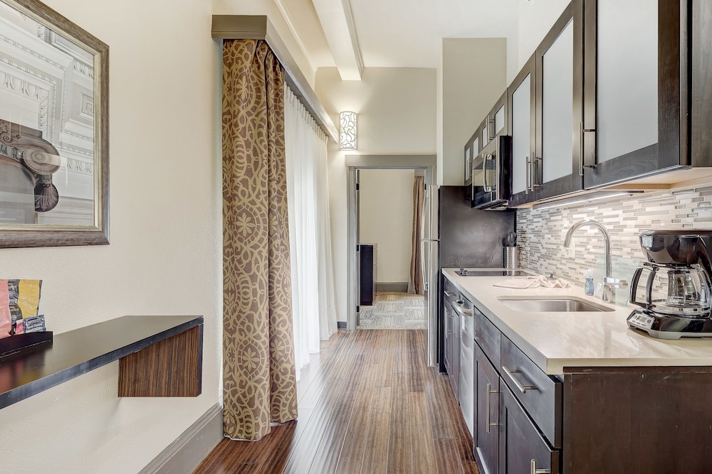 Staybridge Suites Baltimore Inner Harbor by IHG - photo 67
