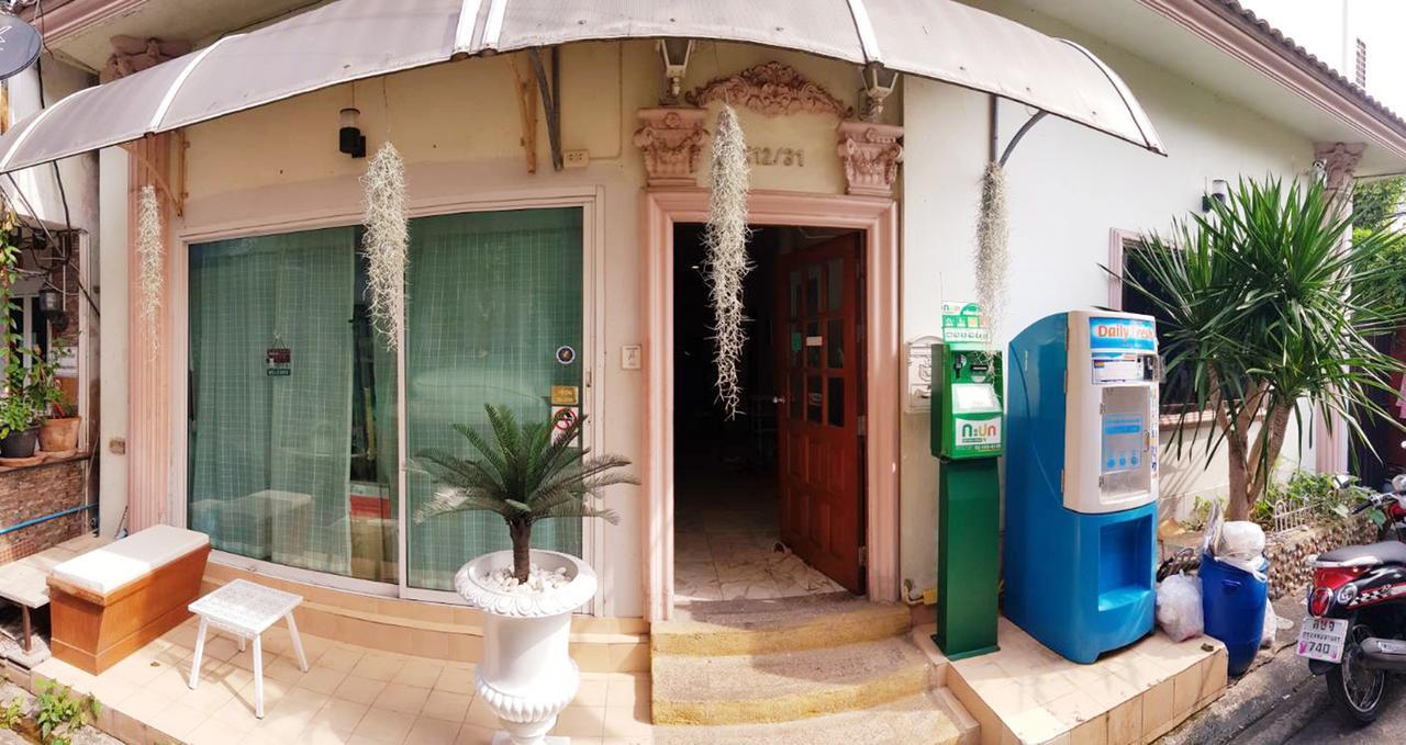 Wang Lang Hostel