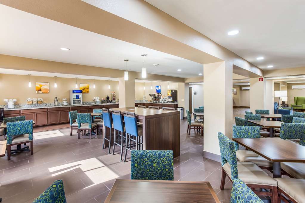 Comfort Inn Charleston South - photo 36