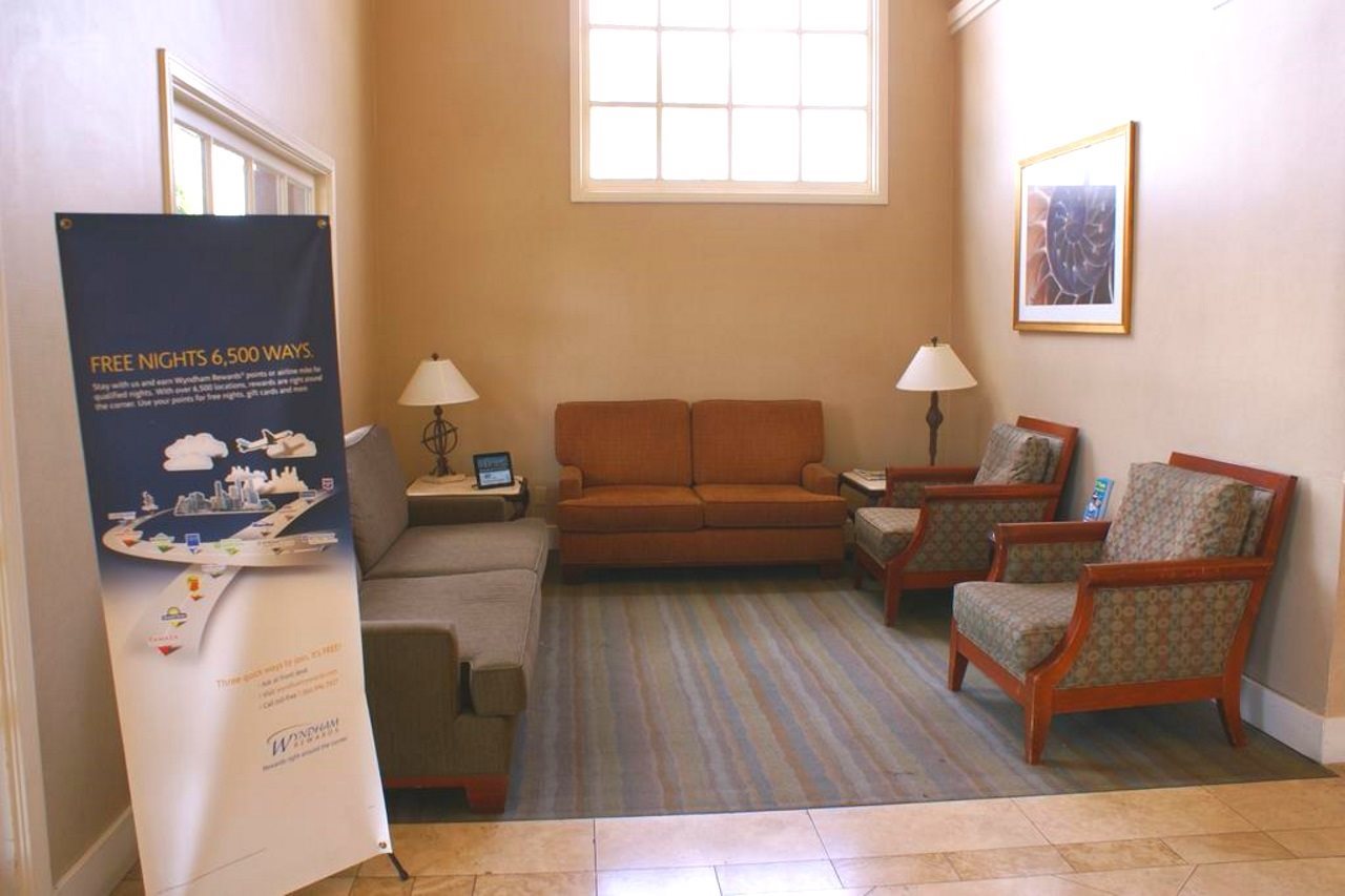 Days Inn and Suites Sea World - photo 14