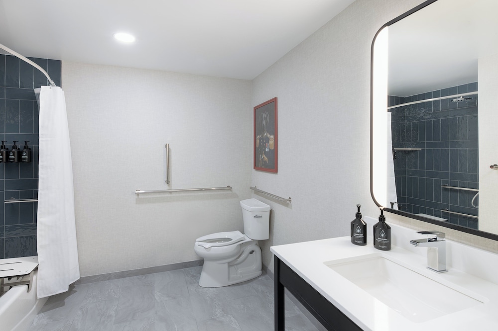 Hotel Indigo West Chester Downtown by IHG - photo 5
