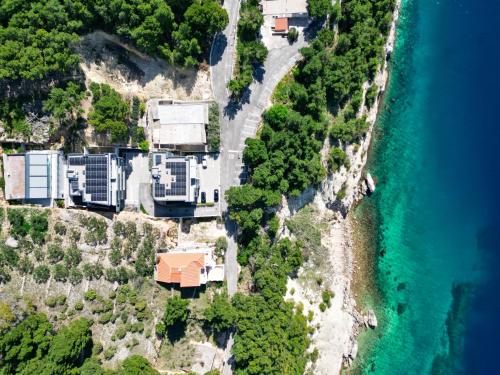 Apartmani Brela 15 luxury — 4-Star Luxury Hotel in Brela, Croatia
