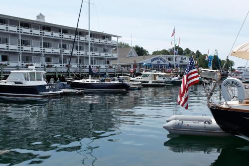 Brown's Wharf Inn - photo 39