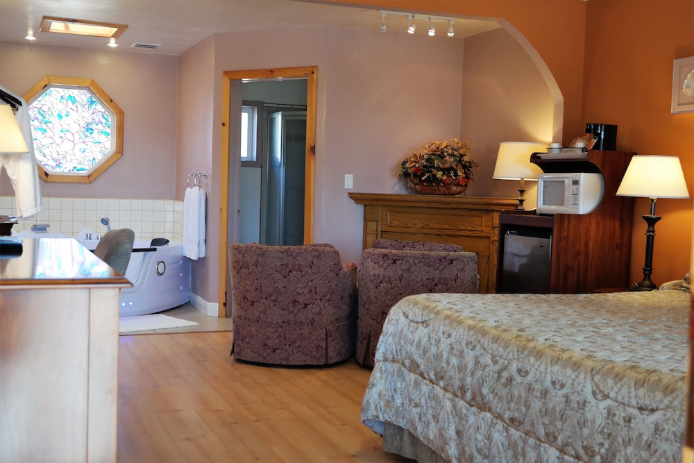 Coast Inn and Spa Fort Bragg - photo 37