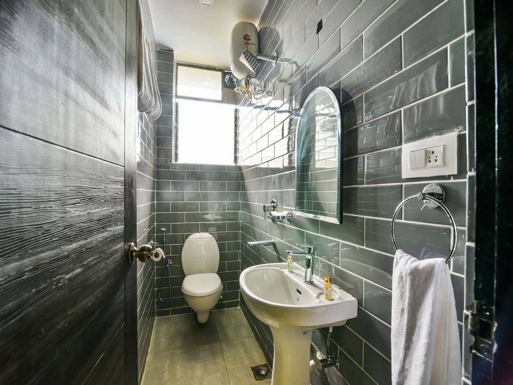Capital O 22952 Accovah Lawande Beach Resort — Candolim — photo 5