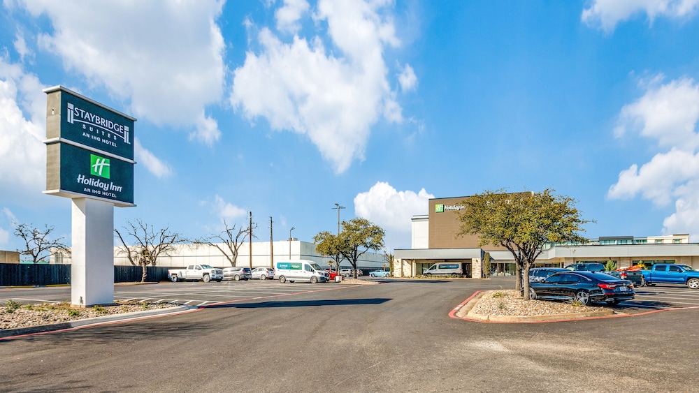 Staybridge Suites Dallas Market Ctr Love Field by IHG - photo 65