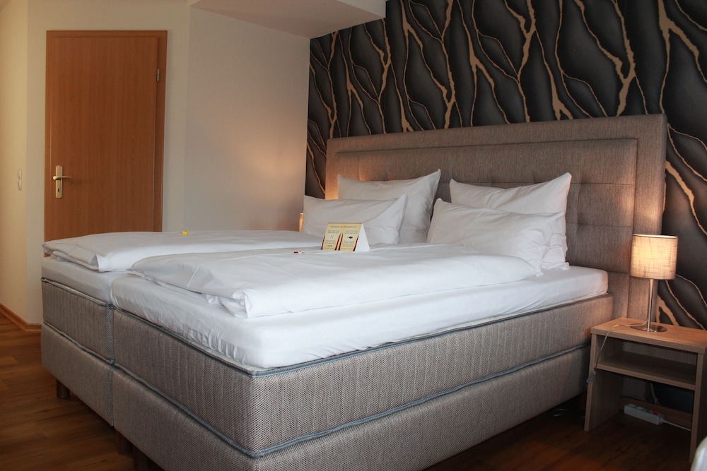 Hotel Hubertus Hof — Goslar — photo 2