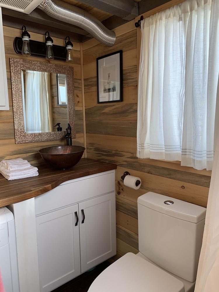 Trail and Hitch Tiny Home Hotel and RV - photo 73