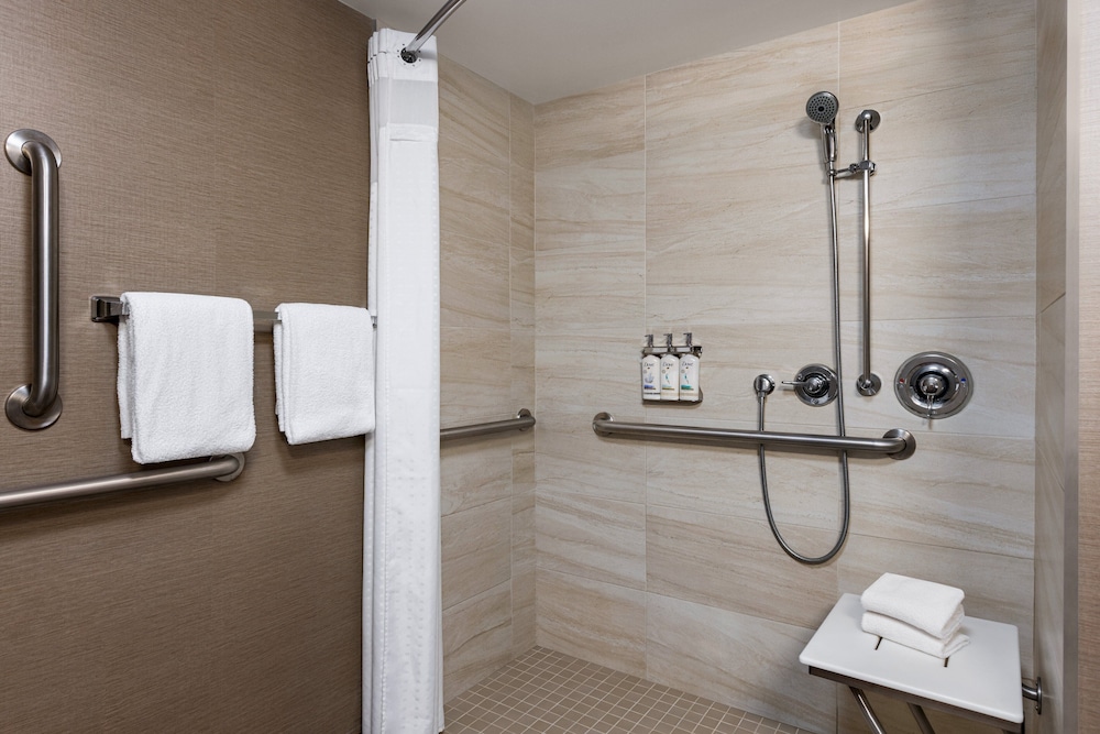 Holiday Inn Gaithersburg by IHG - photo 19