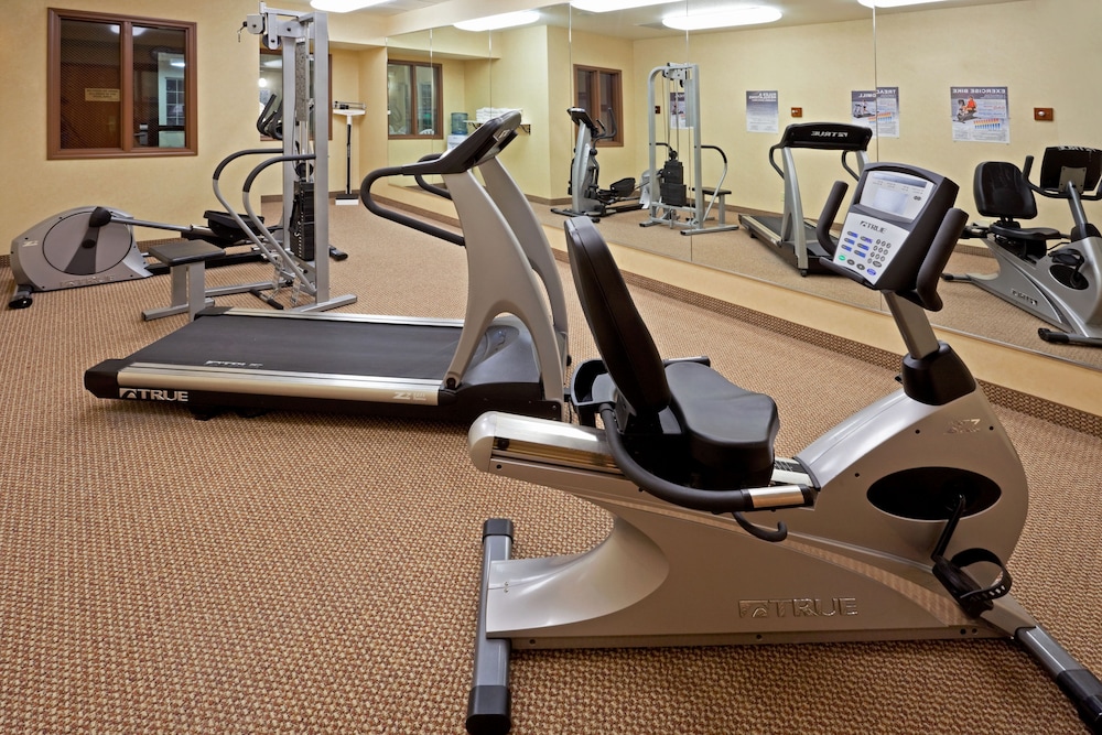 Holiday Inn Express Syracuse Fairgrounds by IHG - photo 32