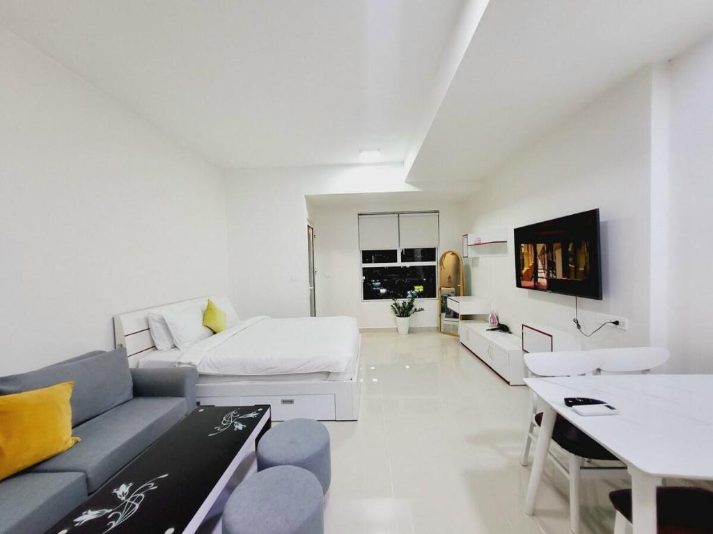 Luxury Apartment @ SunriseCityView — 5-Star Luxury Hotel in Ho Chi Minh City, Vietnam