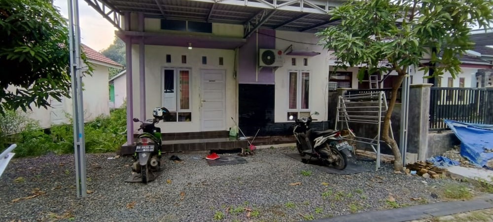 Hotel O Kost Axcel in Banjarmasin, Indonesia