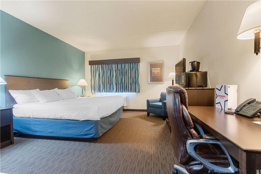AmericInn by Wyndham Green Bay East - photo 66
