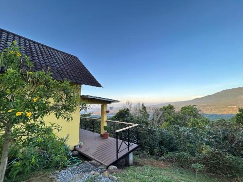 Cabaña con vista al volcán Barú in Boquete, Panama