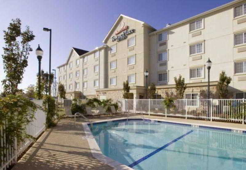 TownePlace Suites by Marriott Texarkana - photo 17