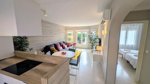 Family Beach Malibú II — 4-Star Luxury Hotel in Oliva, Spain