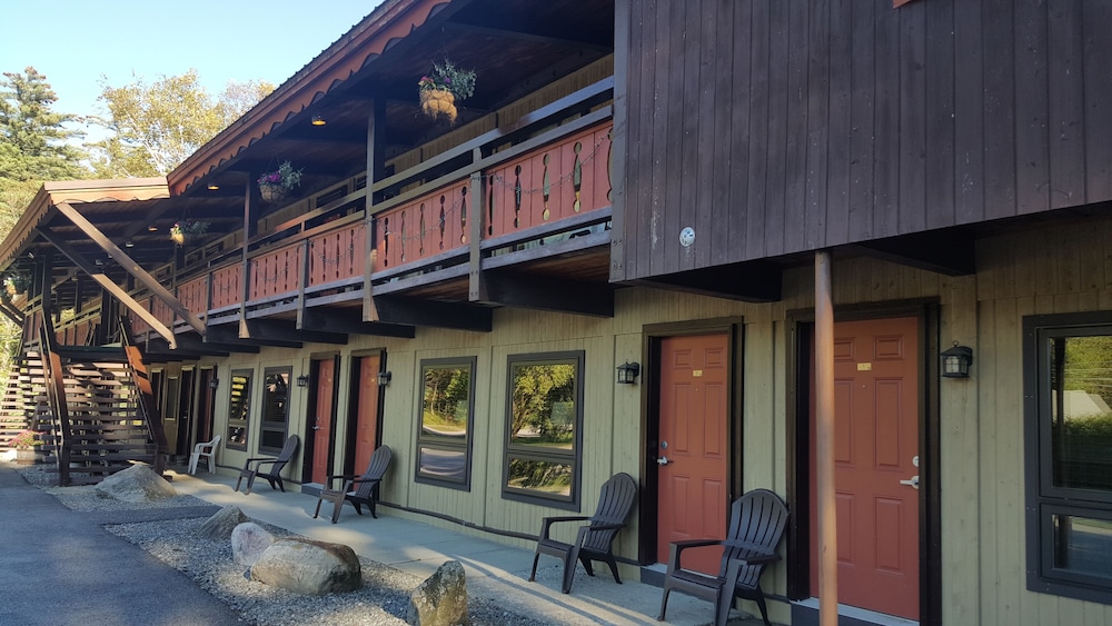 Timber Inn Motel — hotel in Ludlow