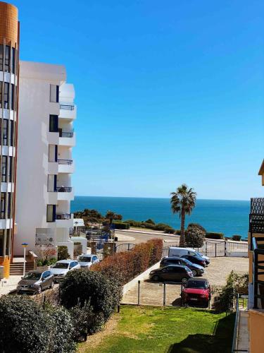 Sea View W Pool Terrace & Parking — 4-Star Luxury Hotel in Cascais, Portugal