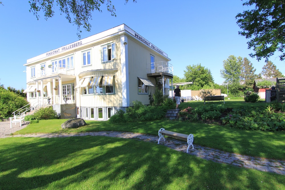 Pensionat Frillesberg — hotel in Frillesas