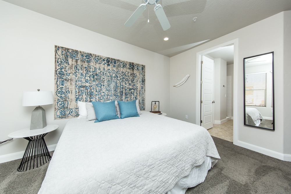 Town Center Resort - photo 105