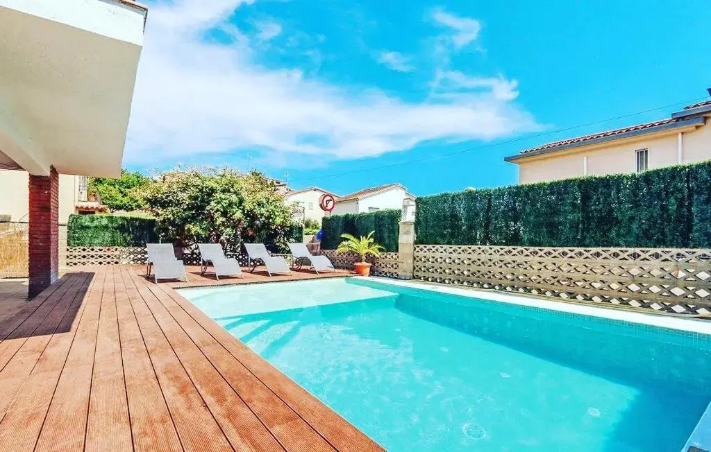 Can Pinemar in Pineda De Mar, Spain