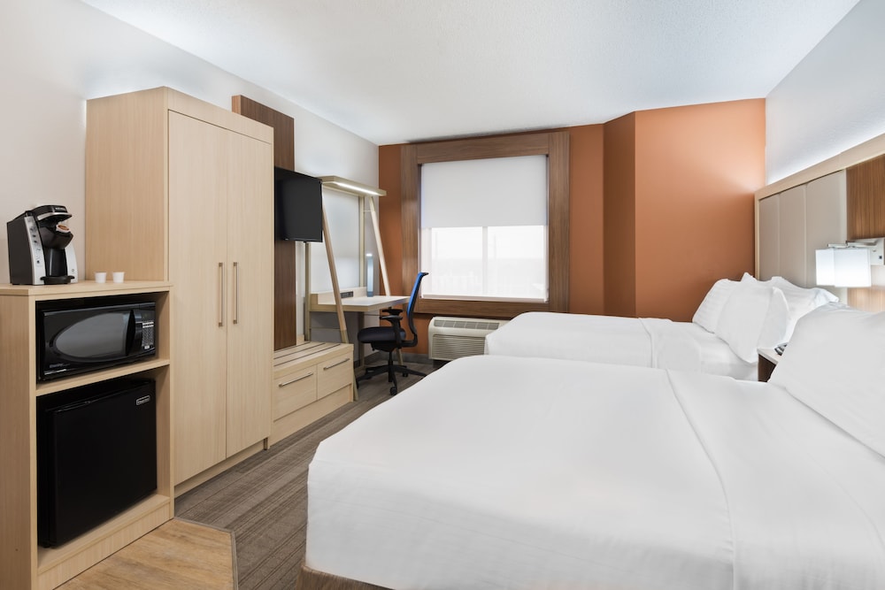 Holiday Inn Express & Suites Nearest Universal Orlando by IHG - photo 10