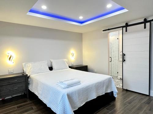Getaway Private Suite A — 4-Star Luxury Hotel in Lutz, United States