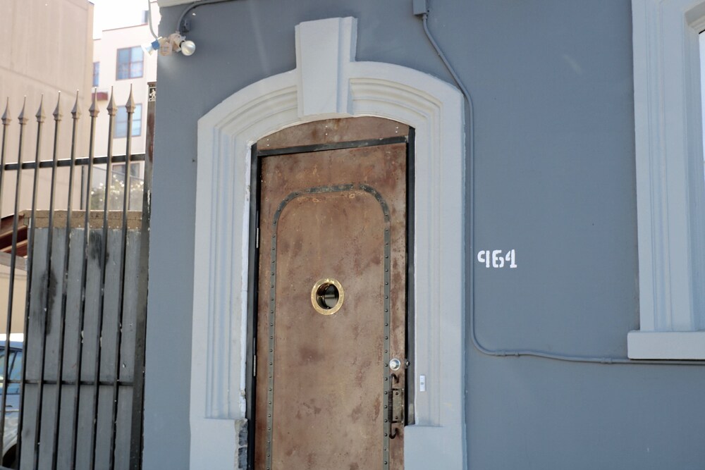 Hotel 964 - photo 25