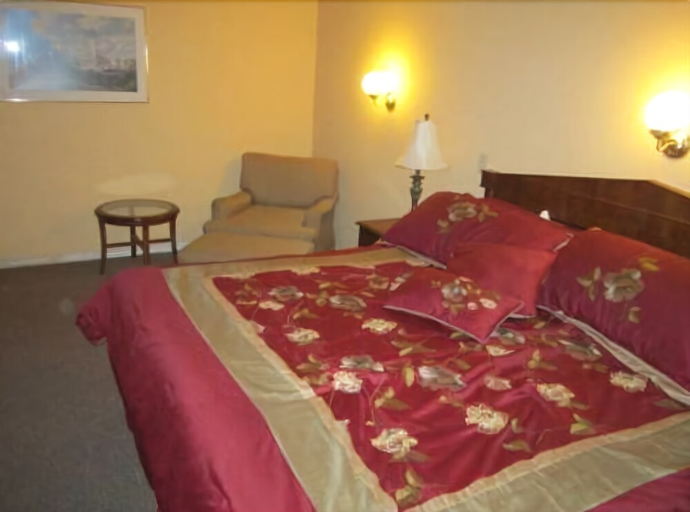 Lighthouse Inn Motel in London, Canada